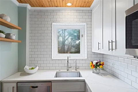 $364,900 | 32 28th Street Northwest, Unit 204, Atlanta, GA 30309