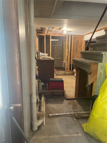 $179,000 | 78 Meadow Pine Lane, Poplar Bluff, MO 63901