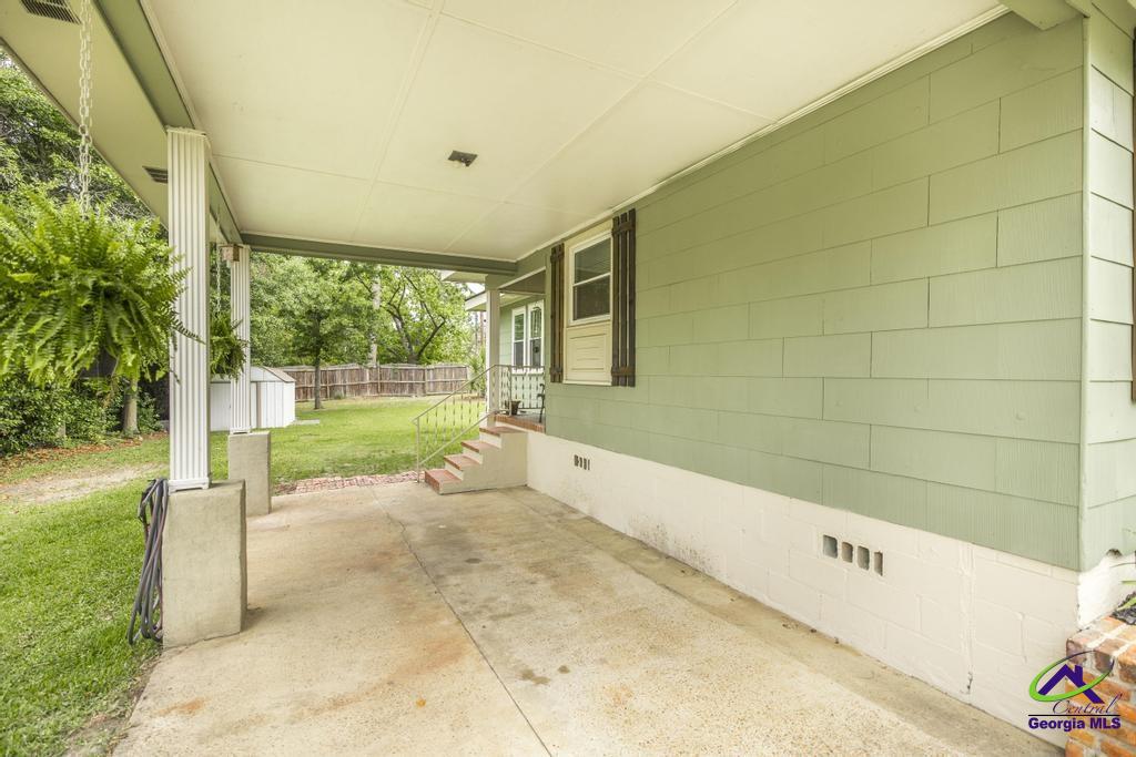 883 4th Avenue Rochelle, GA 31079 - Photo 6 of 35