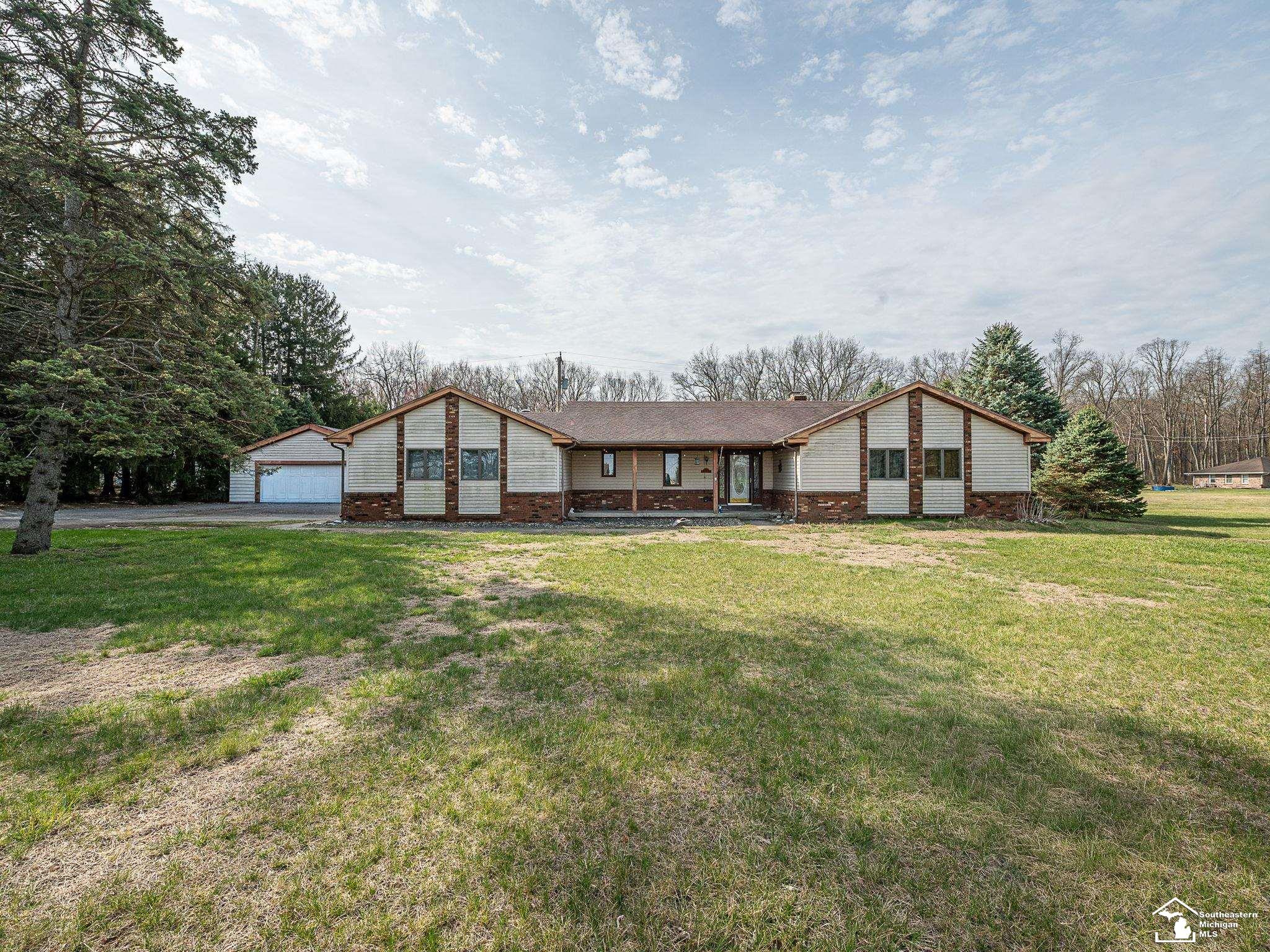 20599 Ida Center Road Petersburg, MI 49270 - Photo 1 of 51