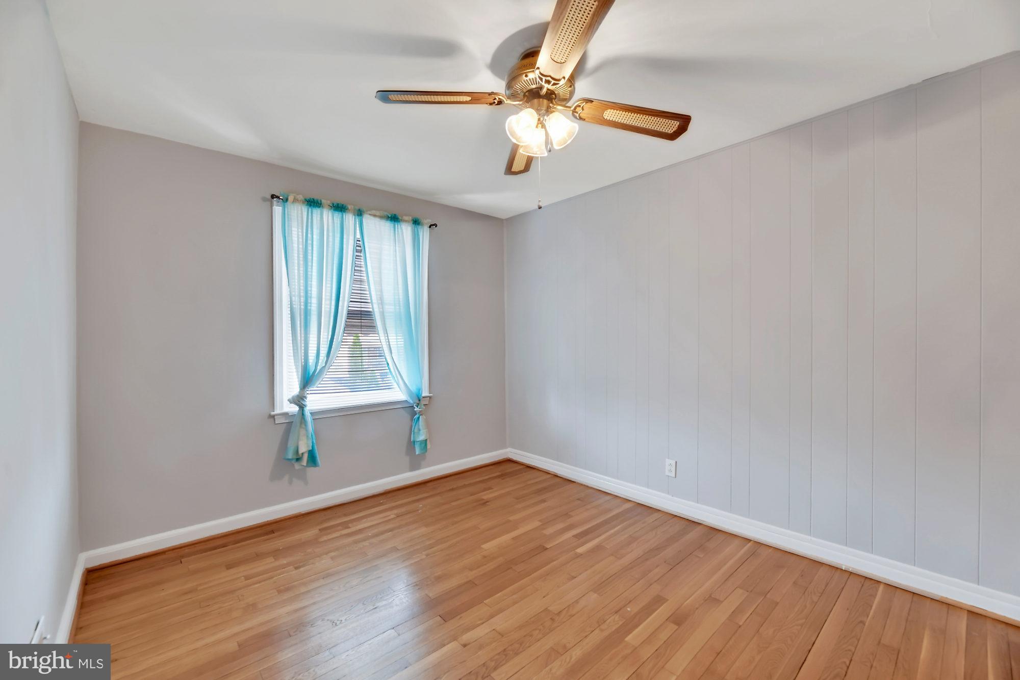 122 Garden Ridge Road Baltimore, MD 21228 - Photo 14 of 27 2nd Bedroom