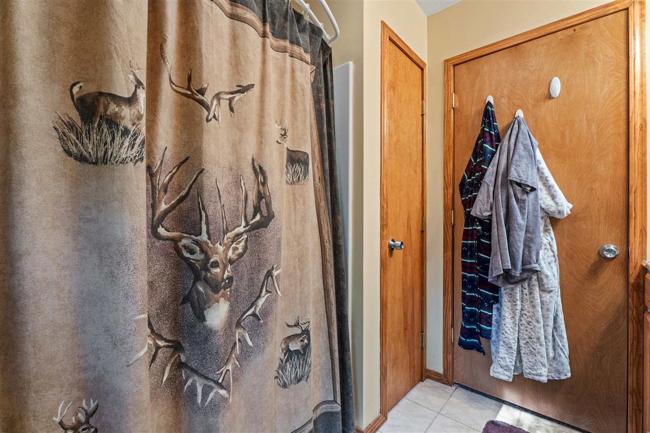 15355 Larry Road Hillman, MI 49746 - Photo 17 of 51 Gallery Image 17