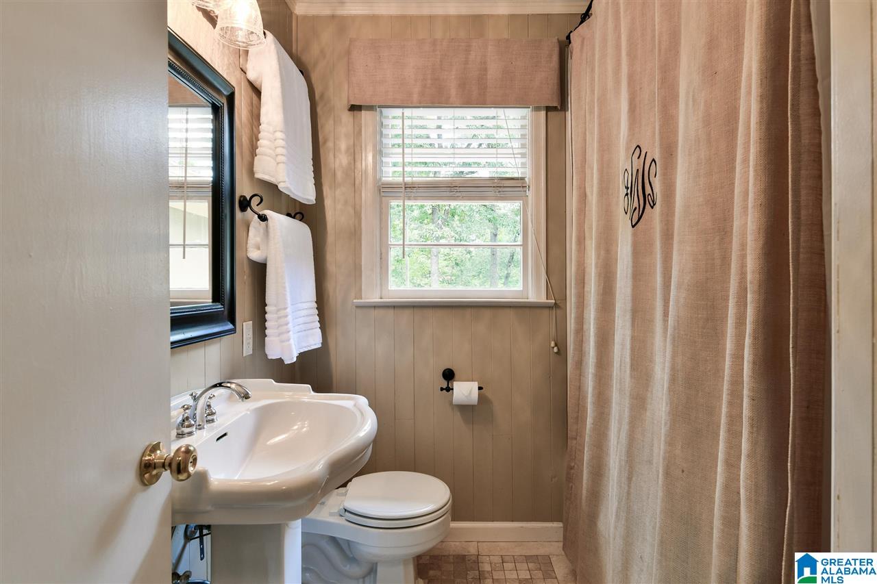 644 Ridge Top Circle Birmingham, AL 35206 - Photo 23 of 38