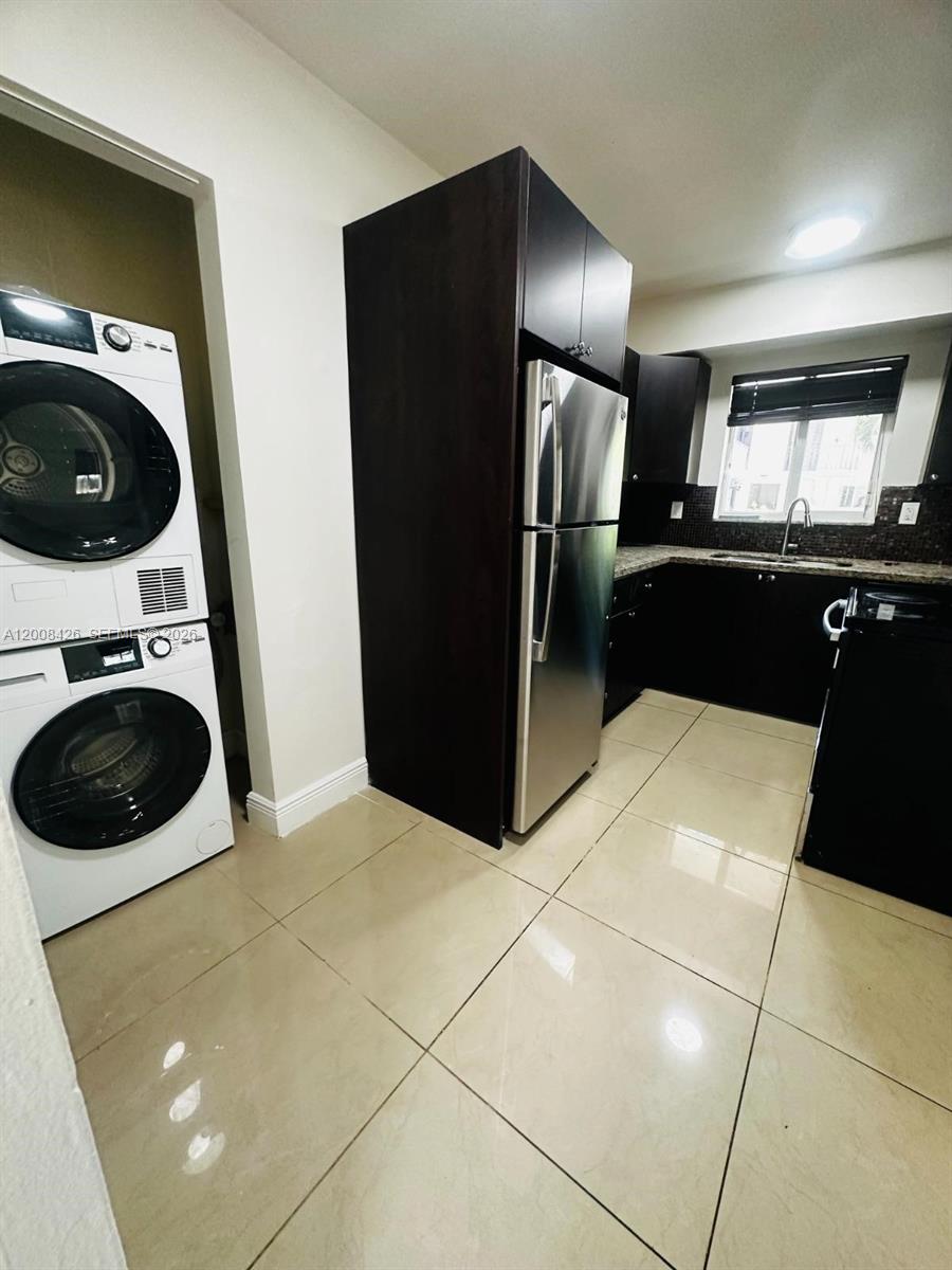 2401 Southwest 22nd Street, Unit 7 Miami, FL 33145 - Photo 2 of 7