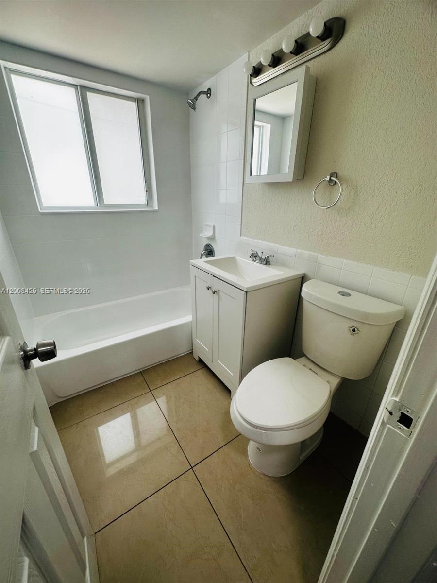 2401 Southwest 22nd Street, Unit 7 Miami, FL 33145 - Photo 6 of 7