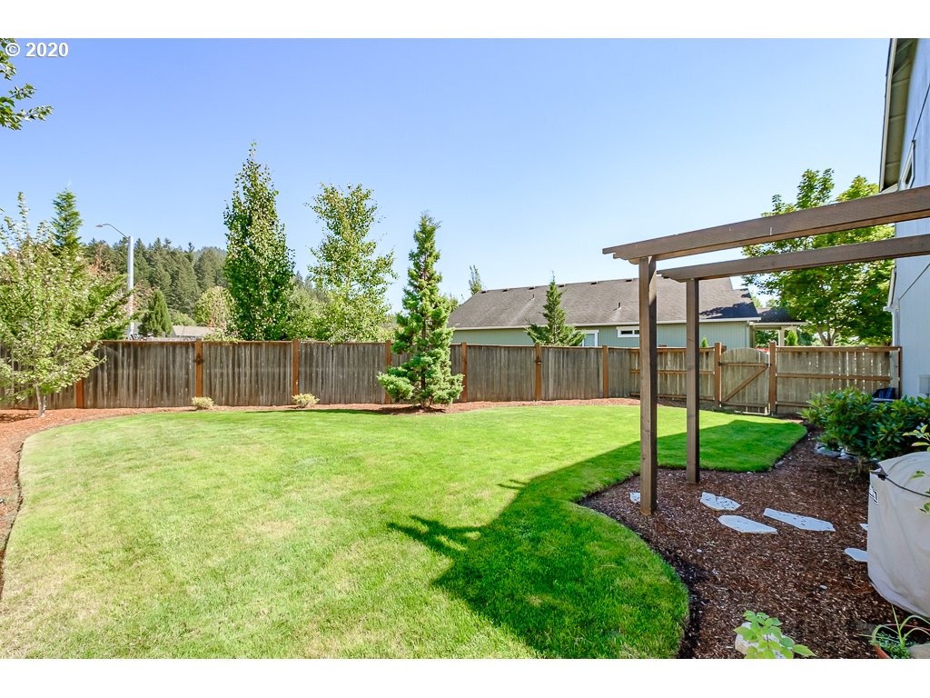 5798 Montclaire Way Springfield, OR 97478 - Photo 18 of 21 Gallery Image 18