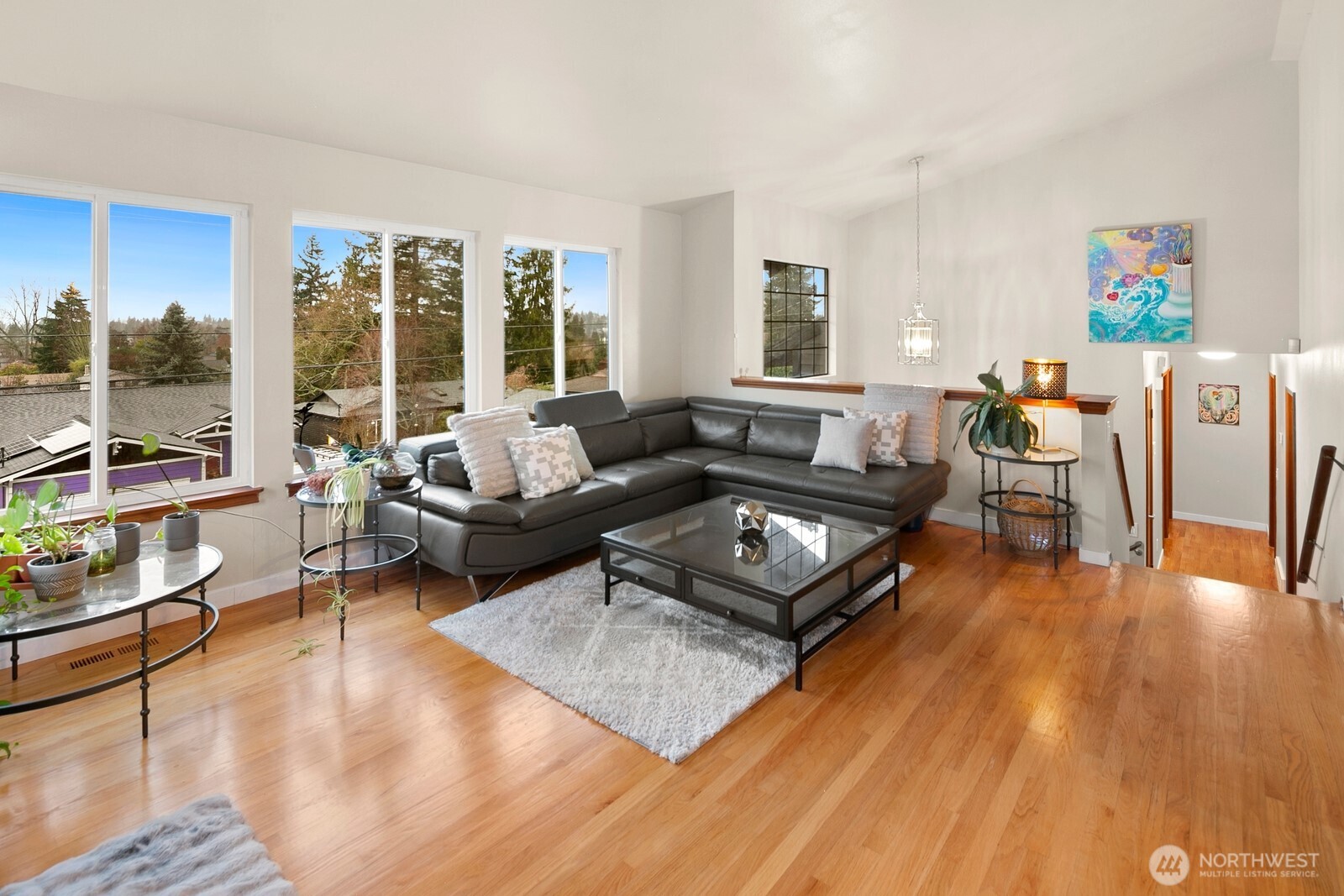 8832 14th Avenue Southwest Seattle, WA 98106 - Photo 3 of 25