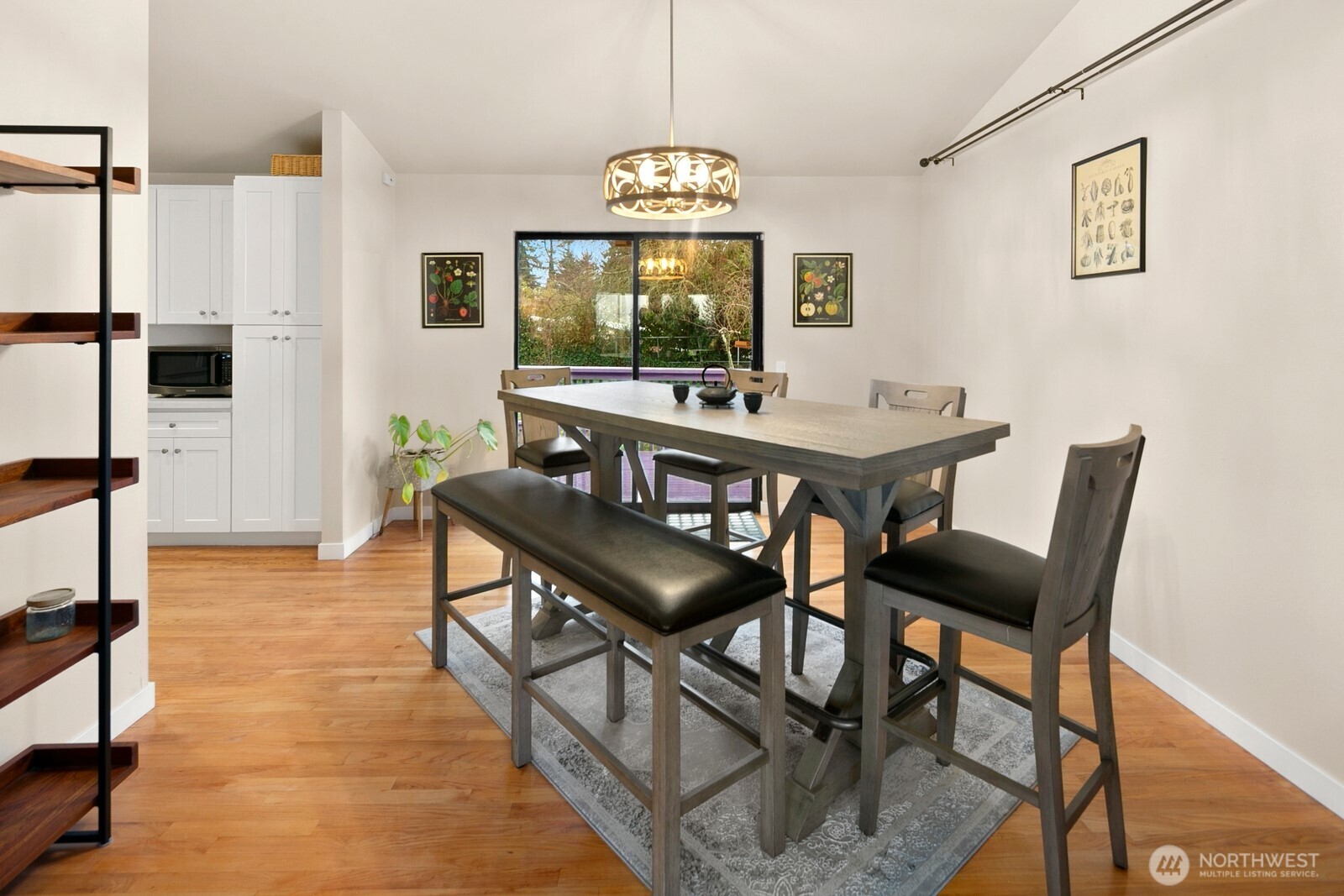 8832 14th Avenue Southwest Seattle, WA 98106 - Photo 7 of 25