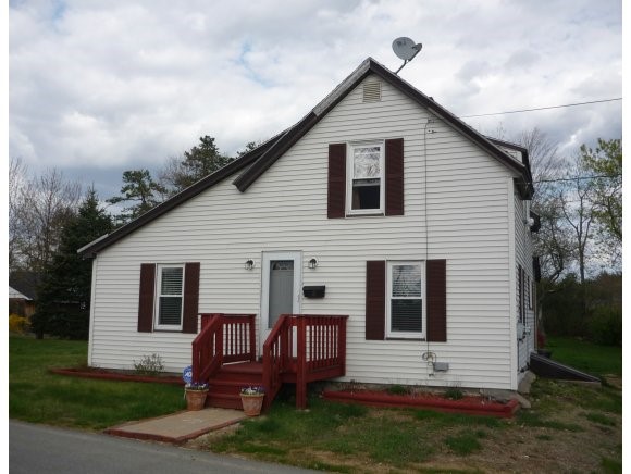 8 Union Street Derry, NH 03038 - Photo 1 of 1 Gallery Image 1