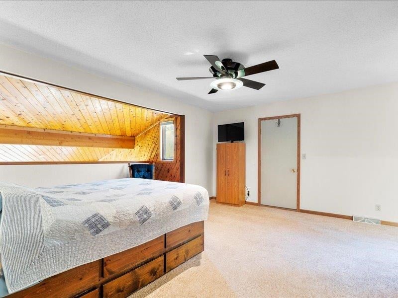 4082 Crestview Road Northeast Solon, IA 52333 - Photo 27 of 50 Gallery Image 27