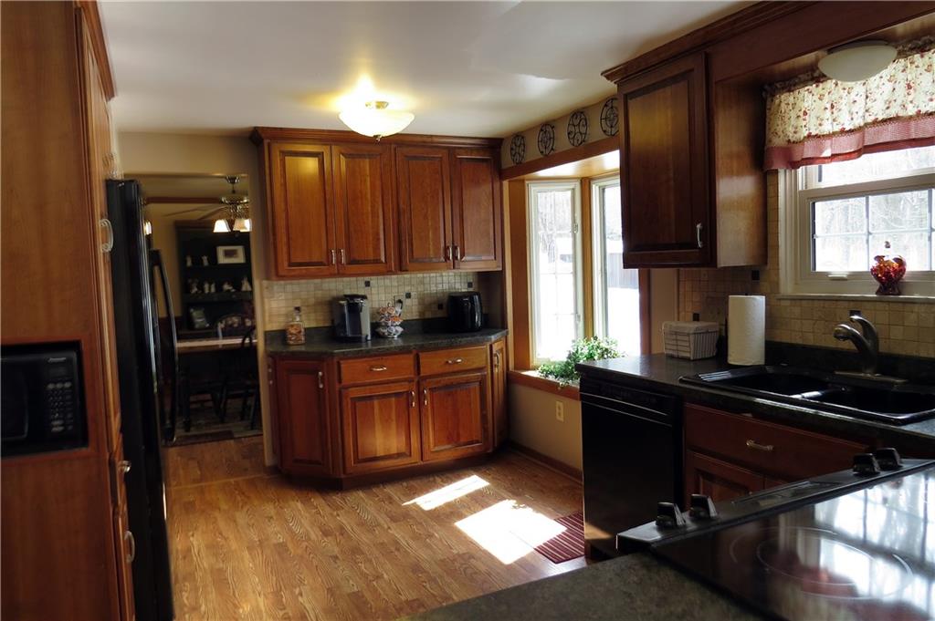 116 Windmill Road Butler, PA 16002 - Photo 8 of 25