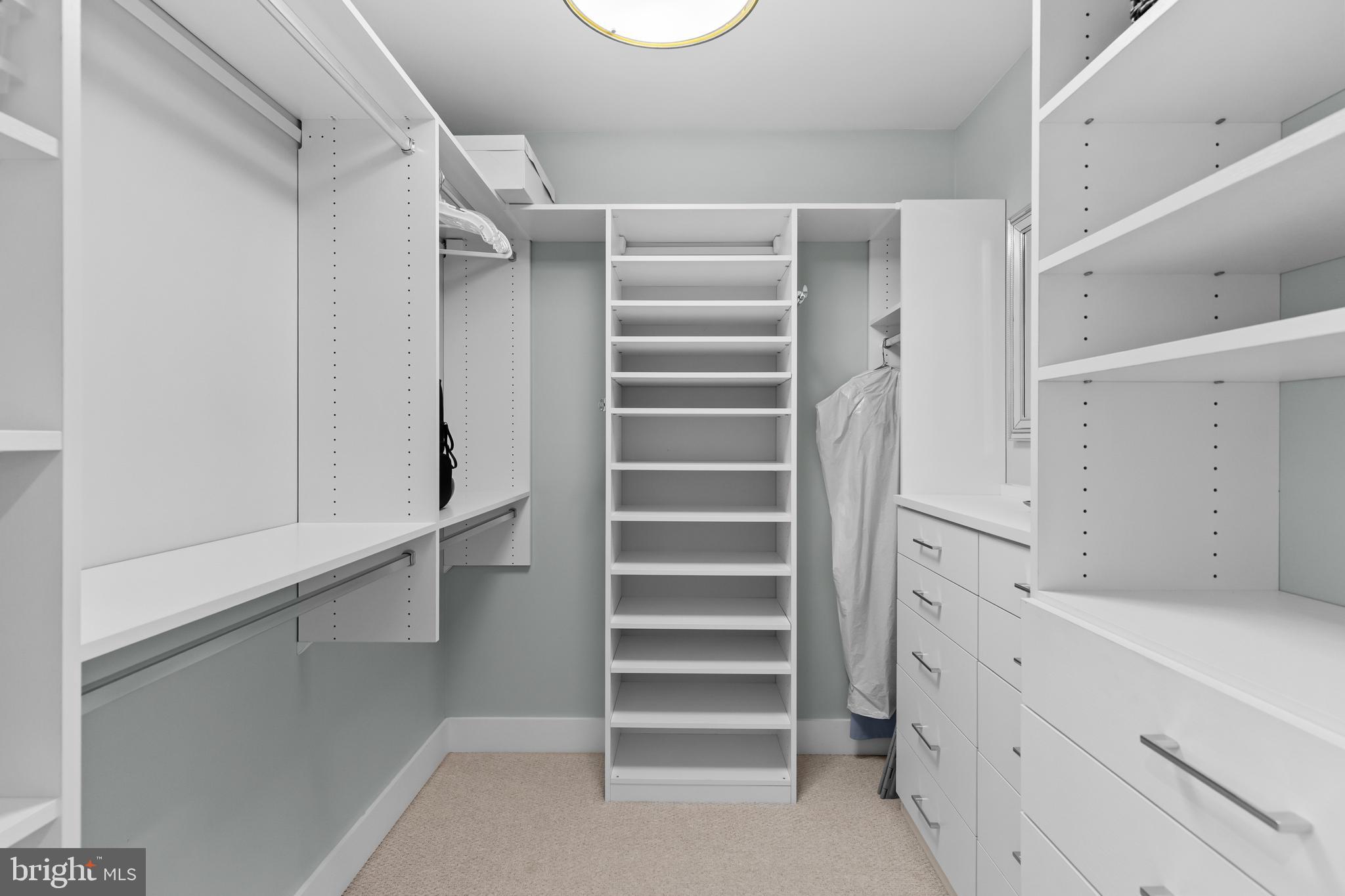 7989 East Riverside Drive Pasadena, MD 21122 - Photo 30 of 44 Primary Walk-In Closet