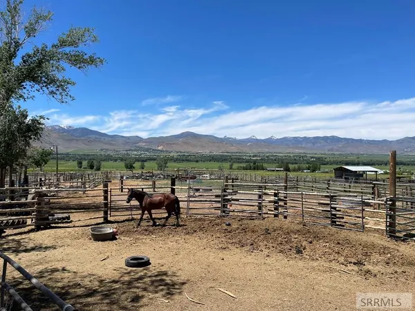 $474,900 | 1096 Upper Hot Spgs Road, Challis, ID 83226