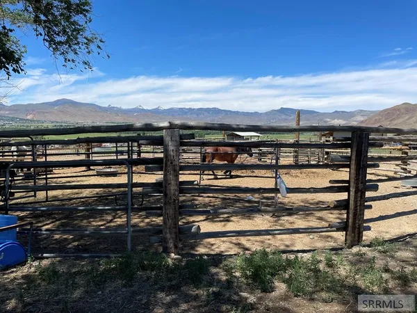 $474,900 | 1096 Upper Hot Spgs Road, Challis, ID 83226