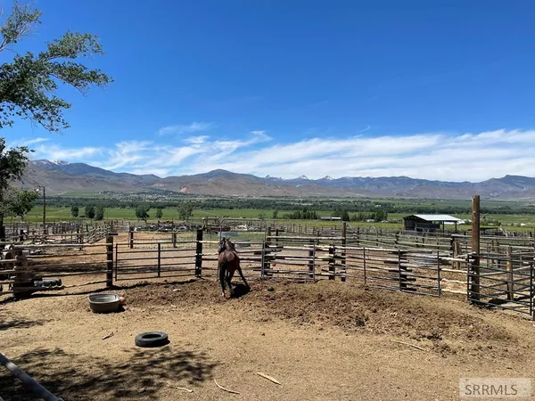 $474,900 | 1096 Upper Hot Spgs Road, Challis, ID 83226