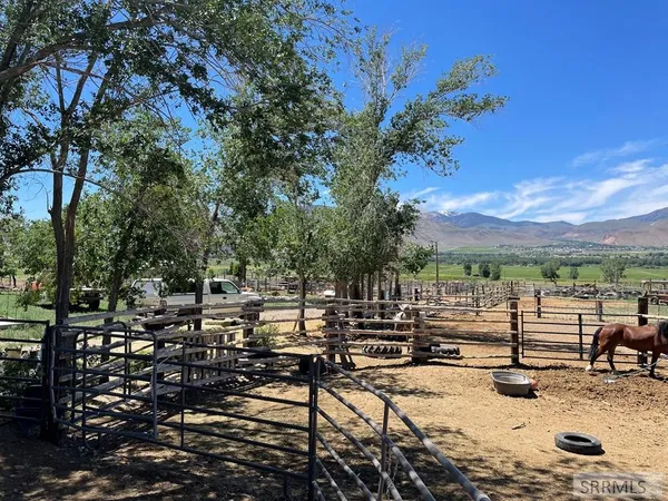 $474,900 | 1096 Upper Hot Spgs Road, Challis, ID 83226