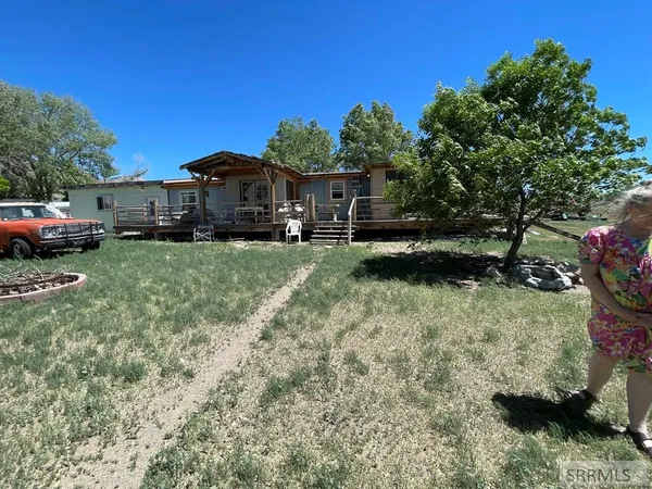 $474,900 | 1096 Upper Hot Spgs Road, Challis, ID 83226