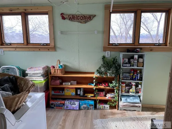 $474,900 | 1096 Upper Hot Spgs Road, Challis, ID 83226