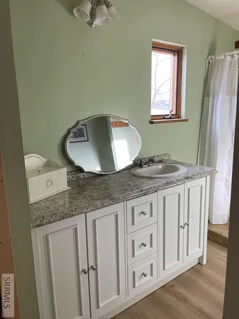 $474,900 | 1096 Upper Hot Spgs Road, Challis, ID 83226