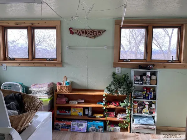 $474,900 | 1096 Upper Hot Spgs Road, Challis, ID 83226