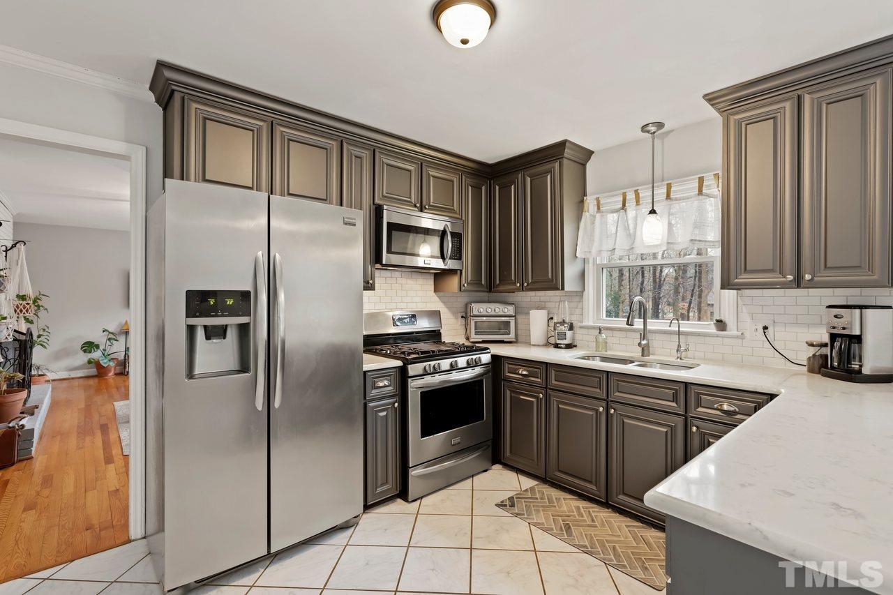 8600 Evergreen Court Raleigh, NC 27613 - Photo 10 of 31