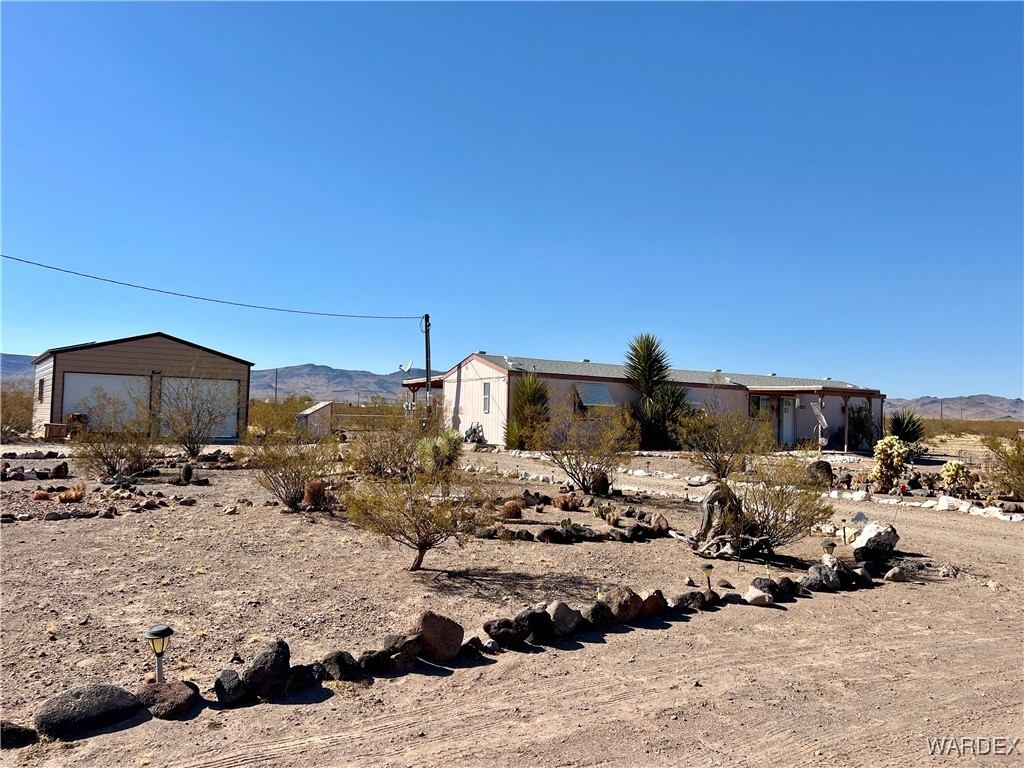 3905 Eloy Road Golden Valley, AZ 86413 - Photo 3 of 45 Yard