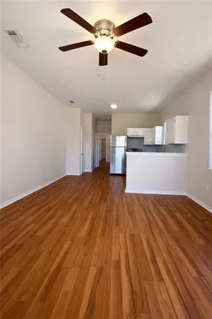 $1,300 | 925 Rupp Street, Gretna, LA 70053