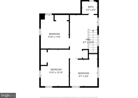 a picture of floor with lots of white walls