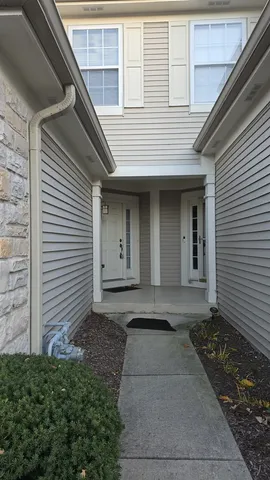 $2,800 | 434 Vaughn Circle, Aurora, IL 60502