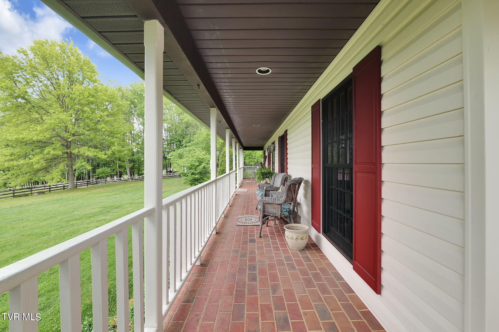 9117 Mountain Road Lebanon, VA 24266 - Photo 7 of 73 6-web-or-mls-9117-mountain-rd - Copy