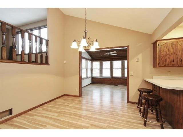 8456 Groveland Road Mounds View, MN 55112 - Photo 3 of 17 Gallery Image 3
