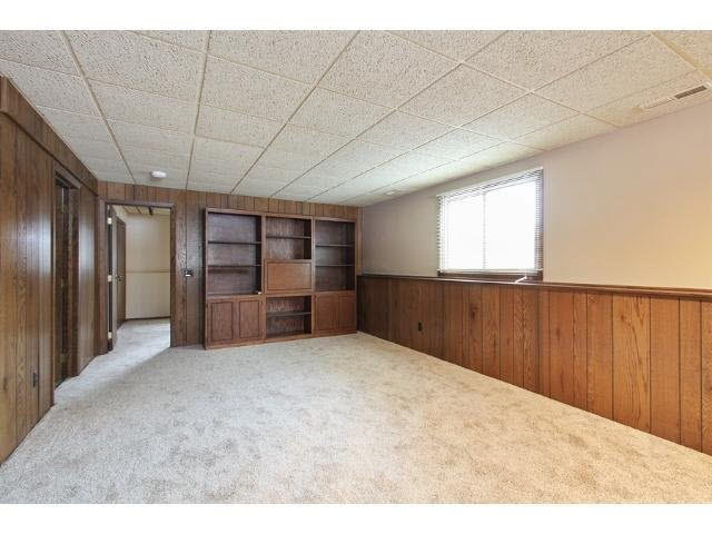 8456 Groveland Road Mounds View, MN 55112 - Photo 8 of 17 Gallery Image 8