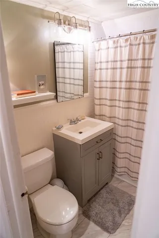 $598,000 | 864 Trojan Horse Circle, Fleetwood, NC 28626