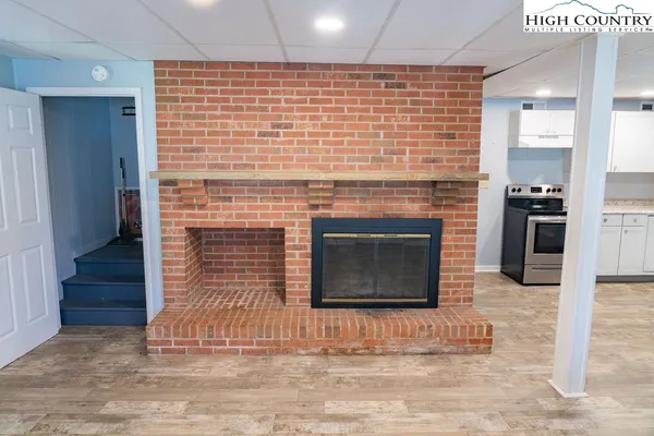 $559,000 | 864 Trojan Horse Circle, Fleetwood, NC 28626