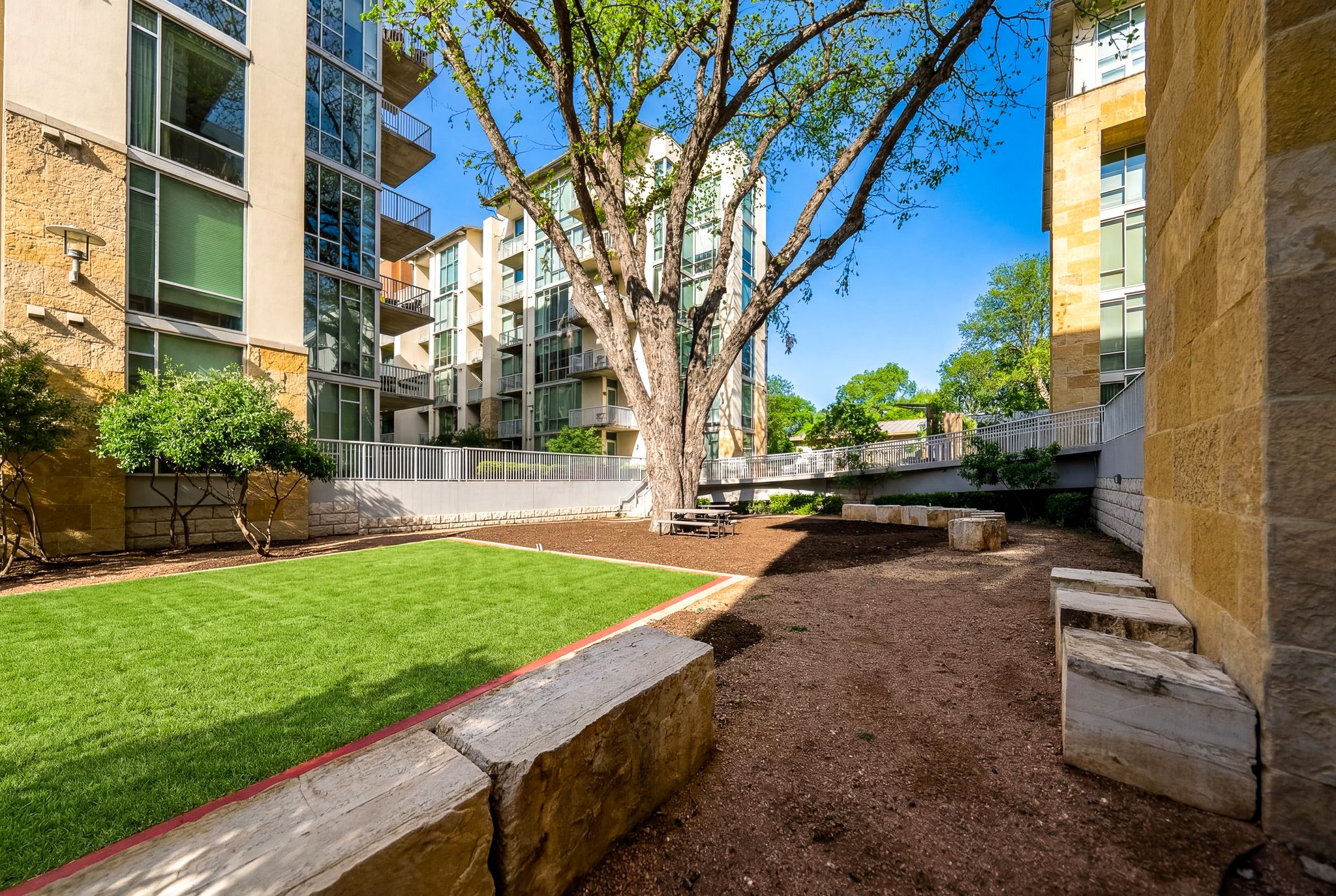 1600 Barton Springs Road, Unit 5108 Austin, TX 78704 - Photo 29 of 36