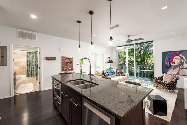 $410,000 | 1600 Barton Springs Road, Unit 5108, Austin, TX 78704