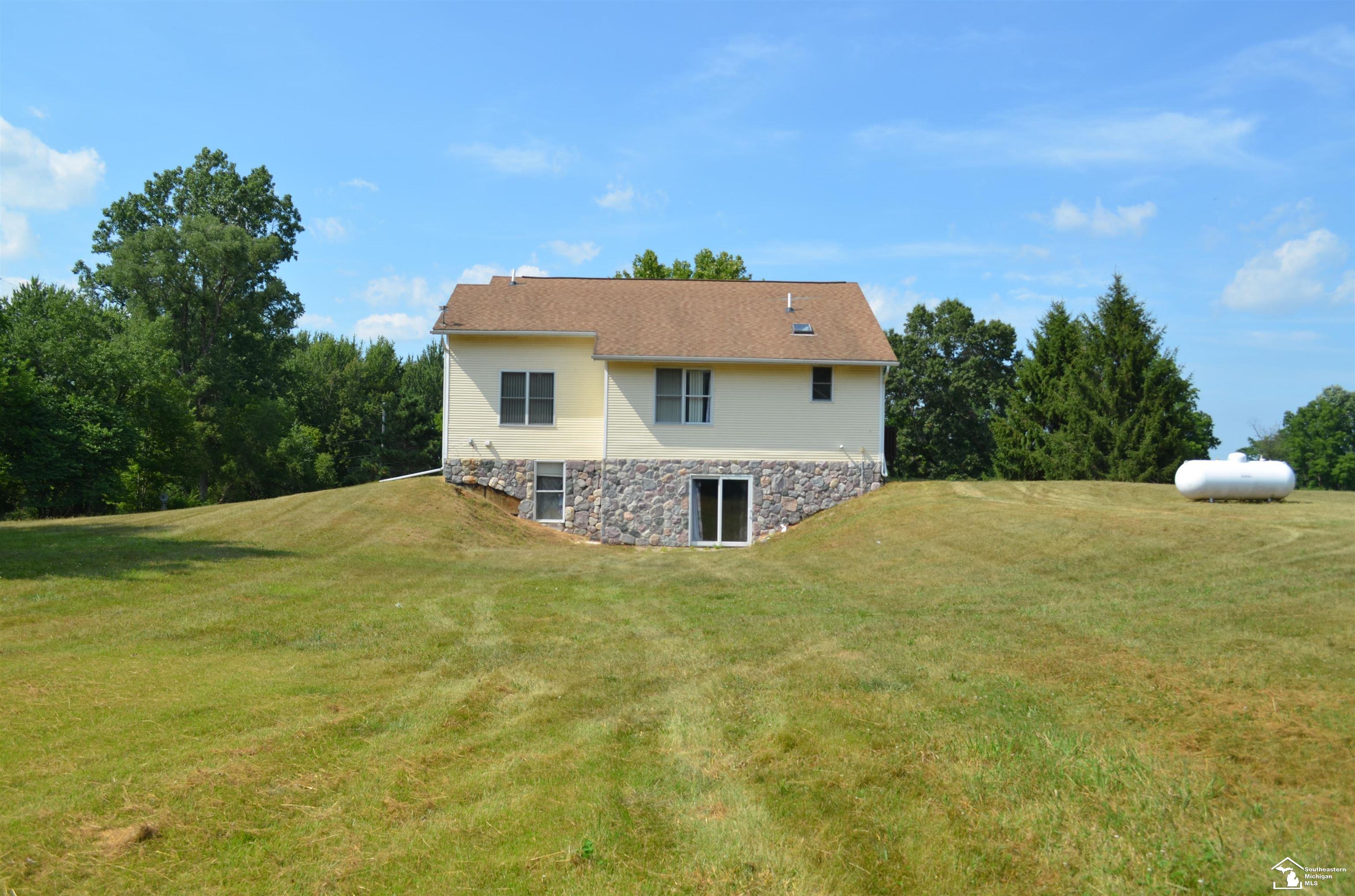 2977 Oakley Road Stockbridge, MI 49285 - Photo 32 of 34