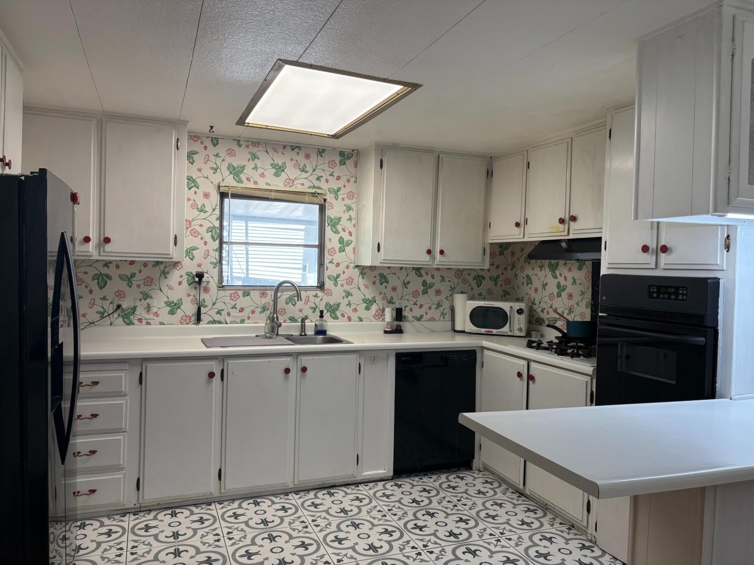 4800 Auburn Folsom Road, Unit 4B Loomis, CA 95650 - Photo 5 of 26