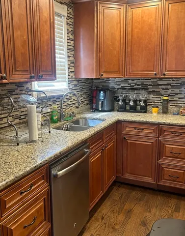 $289,999 | 8104 South Fairfield Avenue, Chicago, IL 60652