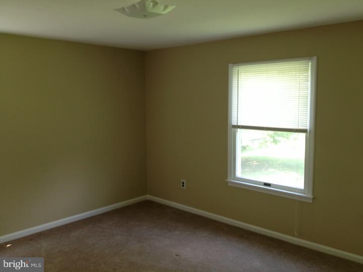 50 West Tomlin Station Road Mickleton, NJ 08056 - Photo 12 of 21