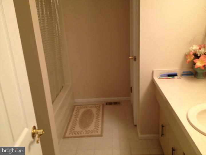 50 West Tomlin Station Road Mickleton, NJ 08056 - Photo 10 of 21