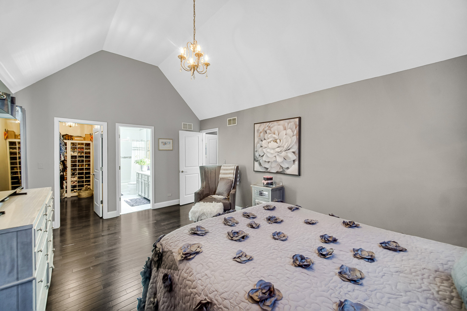 90 Rodenburg Road Roselle, IL 60172 - Photo 15 of 33
