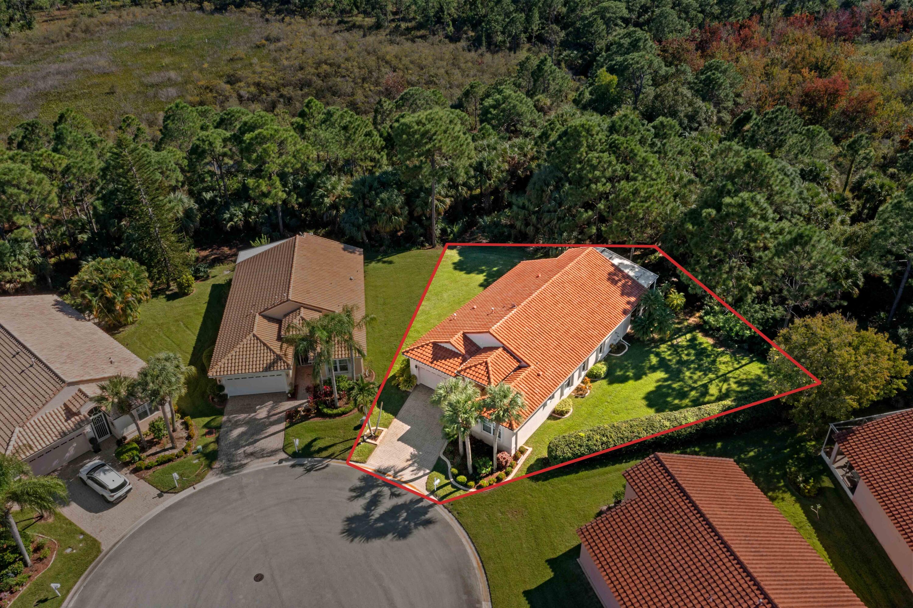 an aerial view of a house having outdoor space