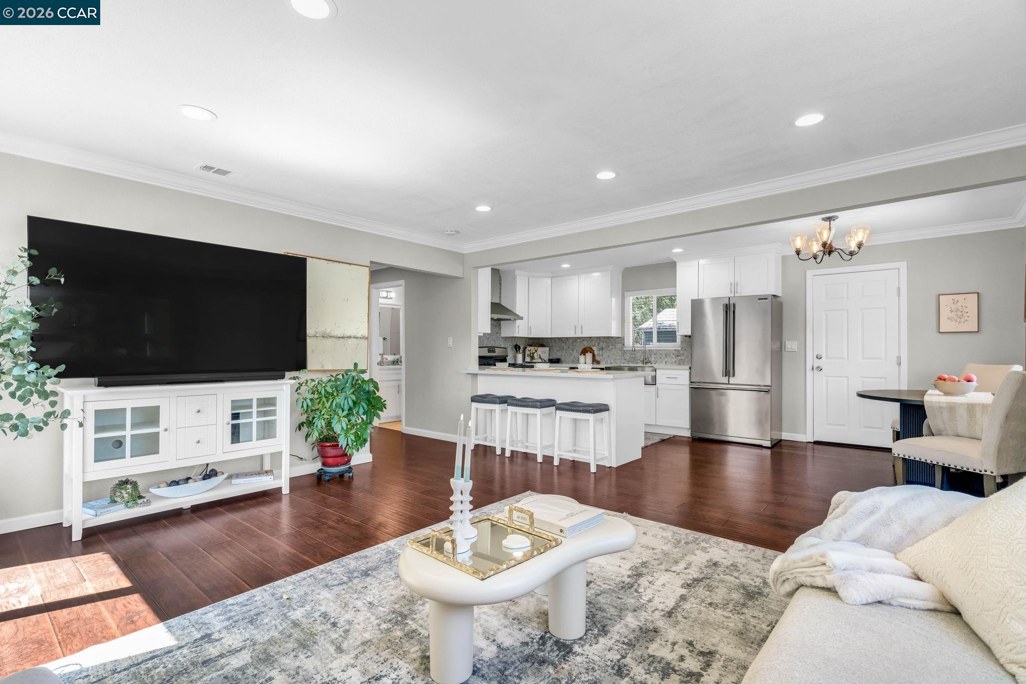 5092 Black Oak Road Concord, CA 94521 - Photo 15 of 55