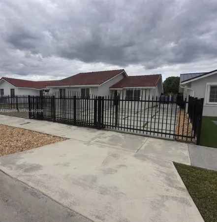 $700,000 | 14759 Southwest 82nd Street, Miami, FL 33193