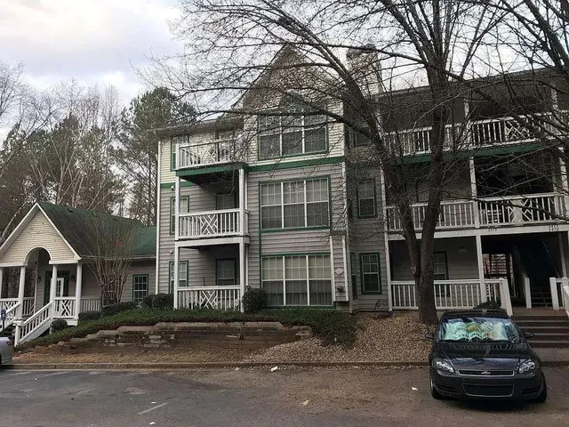 $1,300 | 3477 Shepherds Path, Decatur, GA 30034