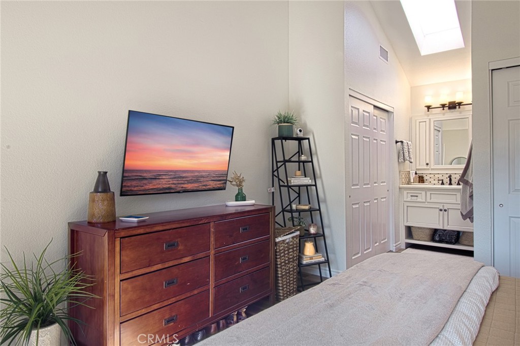 2541 North River Trail Road Orange, CA 92865 - Photo 13 of 24