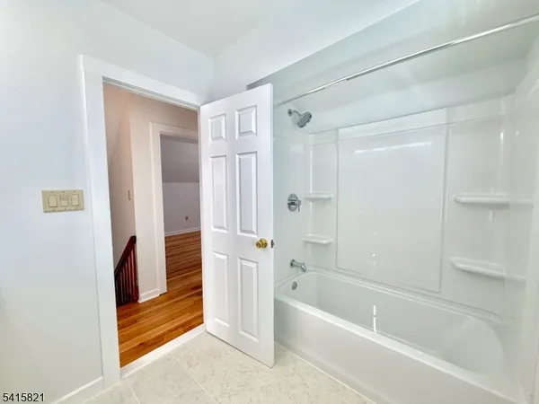 $2,700 | 126 Hwy20231, Ringoes, NJ 08551