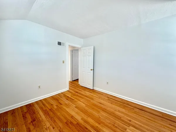 $2,700 | 126 Hwy20231, Ringoes, NJ 08551