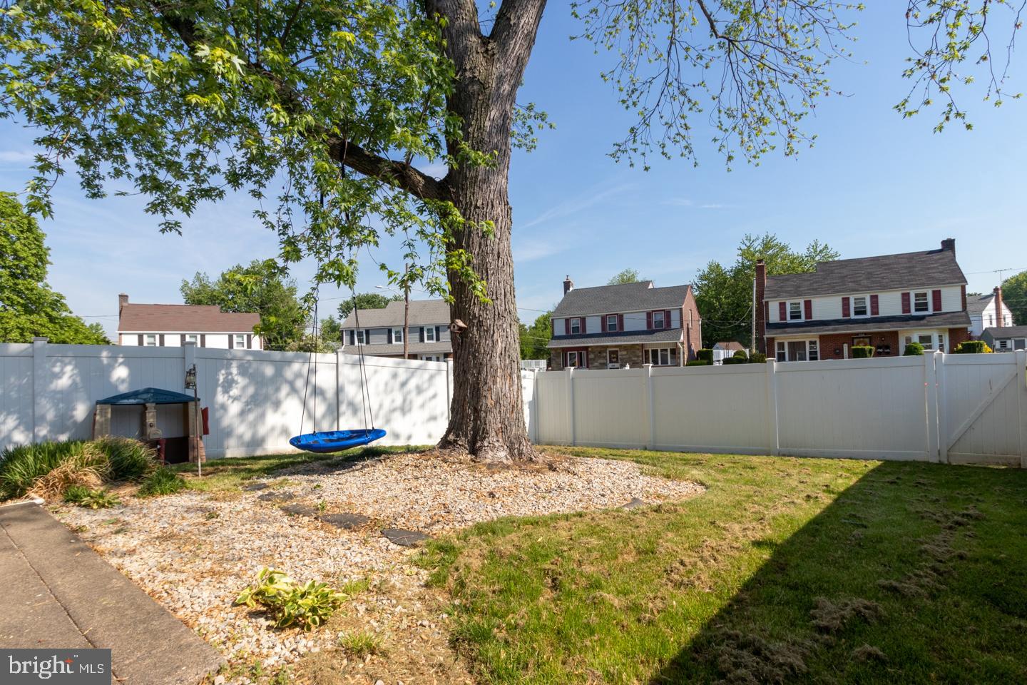 2227 Locust Road Morton, PA 19070 - Photo 17 of 22 Gallery Image 17